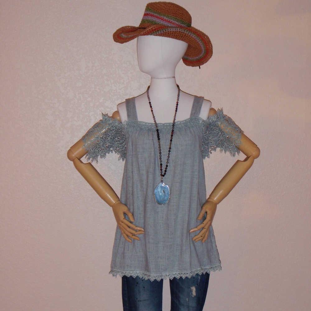 NWT Bare Shoulder Lace Sleeve Top Tunic - Picture 7 of 7